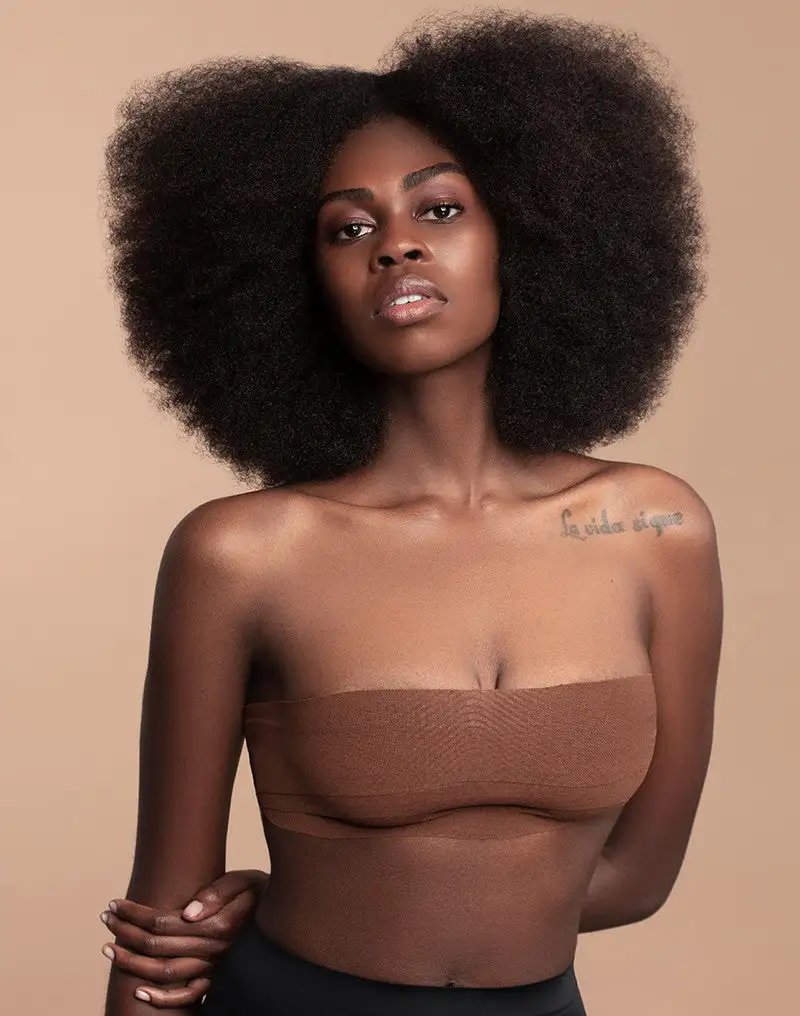 Bye Bra - Body Tape Borstenliftend Voor Cup A Tot F+ - Bruin 6 Bye Bra - Body Tape Borstenliftend Voor Cup A Tot F+ - Bruin - Afbeelding 6