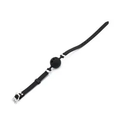 Kiotos - Siliconen Ball Gag Met (adem)gaten - Zwart -Sex Toys winkel Kiotos Siliconen Ball Gag met ademgaten zwart 6