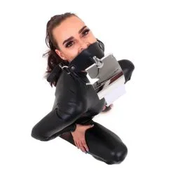 Kiotos Leather Kiotos Steel - Gag Met Toiletrol Houder 11 Kiotos Leather Kiotos Steel - Gag Met Toiletrol Houder -Sex Toys winkel Kiotos Steel Gag Met Toiletrol Houder 6