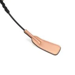Liebe Seele - Rose Gold Memory Kort En Buigzaam Paardrijzweepje Met Stevige Dubbellaags Flap - Rosé Goud -Sex Toys winkel Liebe Seele Rose Gold Memory Kort En buigzaam Paardrijzweepje Met Stevige Dubbellaags Flap Rose Goud 6