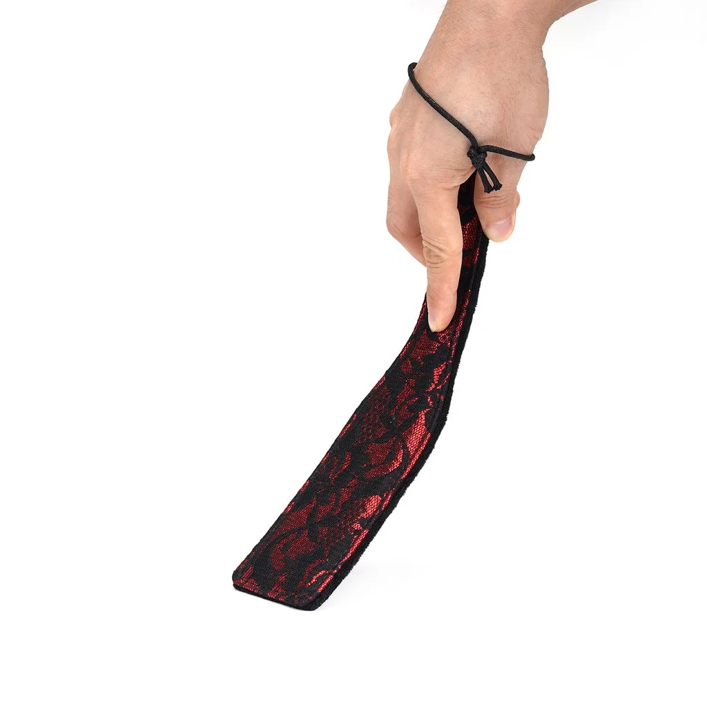 Liebe Seele - Victorian Garden Paddle Exclusieve Spanking Plak - Rood/Zwart 5 Liebe Seele - Victorian Garden Paddle Exclusieve Spanking Plak - Rood/Zwart - Afbeelding 5