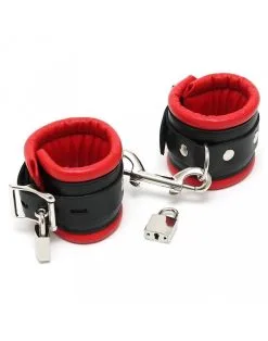 Rimba Bondage Play Luxe Leren Enkelboeien Gevoerd - Zwart/Rood