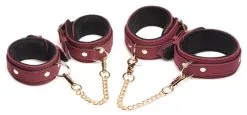 EDC Master Series - 6-delige BDSM Fluwelen Boeienset Met Collar En Riem - Bordeaux -Sex Toys winkel Master Series 6 delige BDSM Fluwelen Boeienset Met Collar En Riem Bordeaux 5