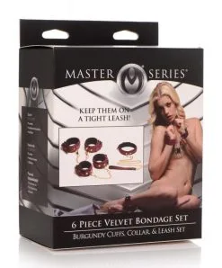 EDC Master Series - 6-delige BDSM Fluwelen Boeienset Met Collar En Riem - Bordeaux -Sex Toys winkel Master Series 6 delige BDSM Fluwelen Boeienset Met Collar En Riem Bordeaux 7