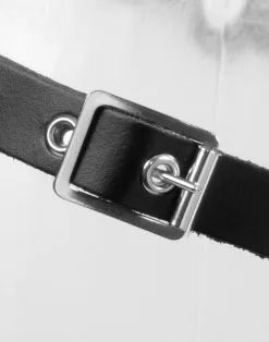 Rimba Bondage Play - Kuisheidsgordel - Leren Kuisheid Slip Met Metalen Kuisheidskooi - One Size -Sex Toys winkel Rimba Bondage Play Kuisheidsgordel Leren Kuisheid Slip Met Metalen Kuisheidskooi One Size 8