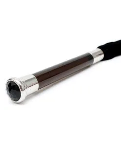 Rimba Bondage Play Suede Flogger Met Glazen Handvat En Kristal - Zwart 8 Rimba Bondage Play Suede Flogger Met Glazen Handvat En Kristal - Zwart -Sex Toys winkel Suede flogger met glazen handvat en kristal zwart 4